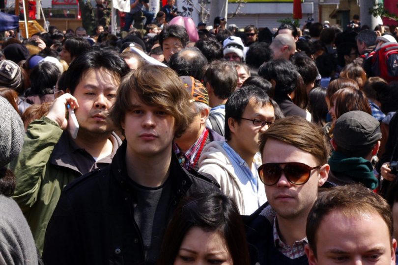 How do foreigners get around Japan?